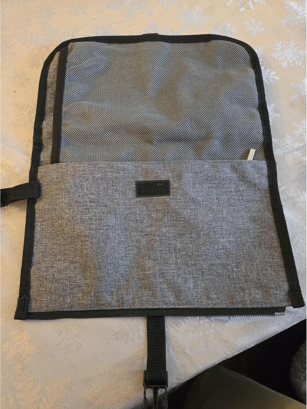 Lekebaby Portable Diaper Changing Pad Arrow Print - Picture 3 of 5